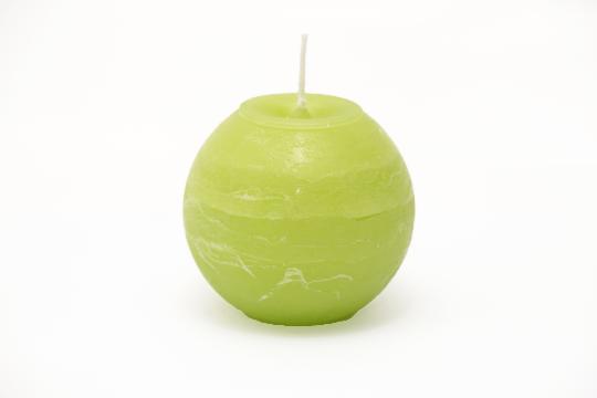 GYERTYA GOLYÓ 8CM LIMEZÖLD