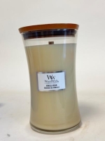 GYERTYA WW ÜVEGBEN VANILLA BEAN 610G